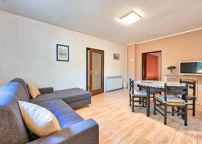 Iby Apartment